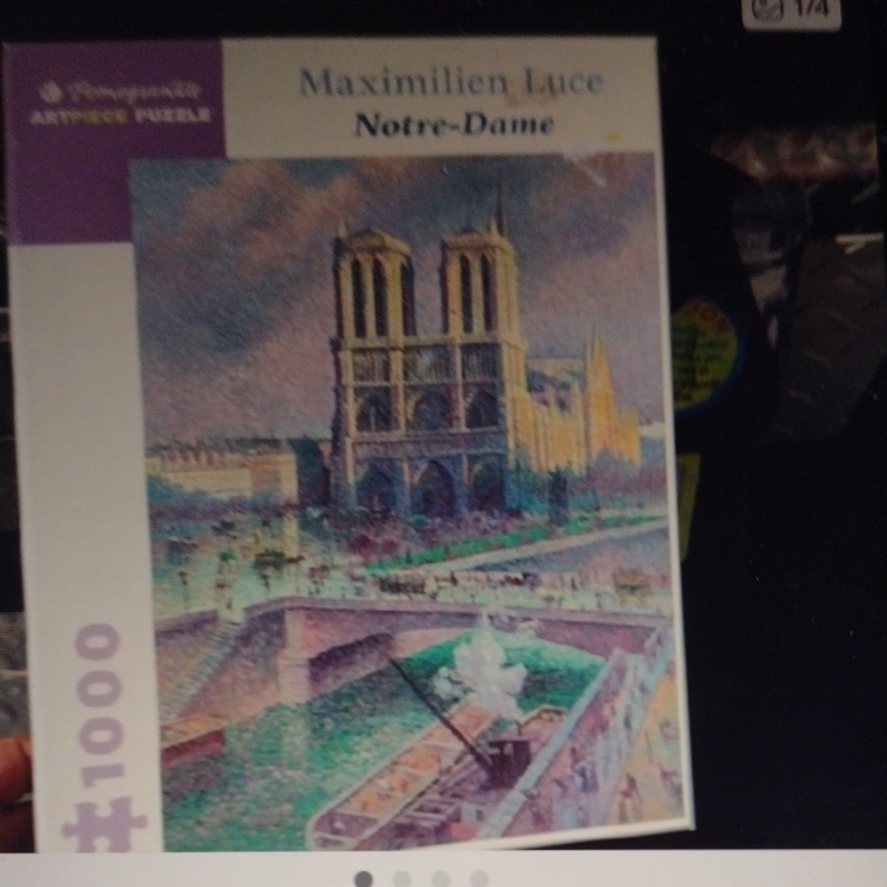 Pomegranate Notre Dame Puzzle (Large)